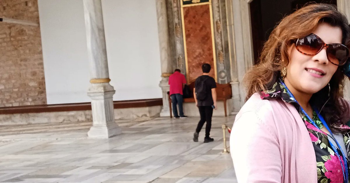 saharzaman's tweet photo. #TopkapiPalace is an eye opener to the riches & power of #Ottaman with huge manicured lawns, luxurious balcony overlooking the #Bosphorous Strait. The building is fairly simple, though. Mostly rock, spare marble. Mix of European & Baroque style.
#Turkey @goturkiye @turkeytourism https://t.co/c91QX3BRk1