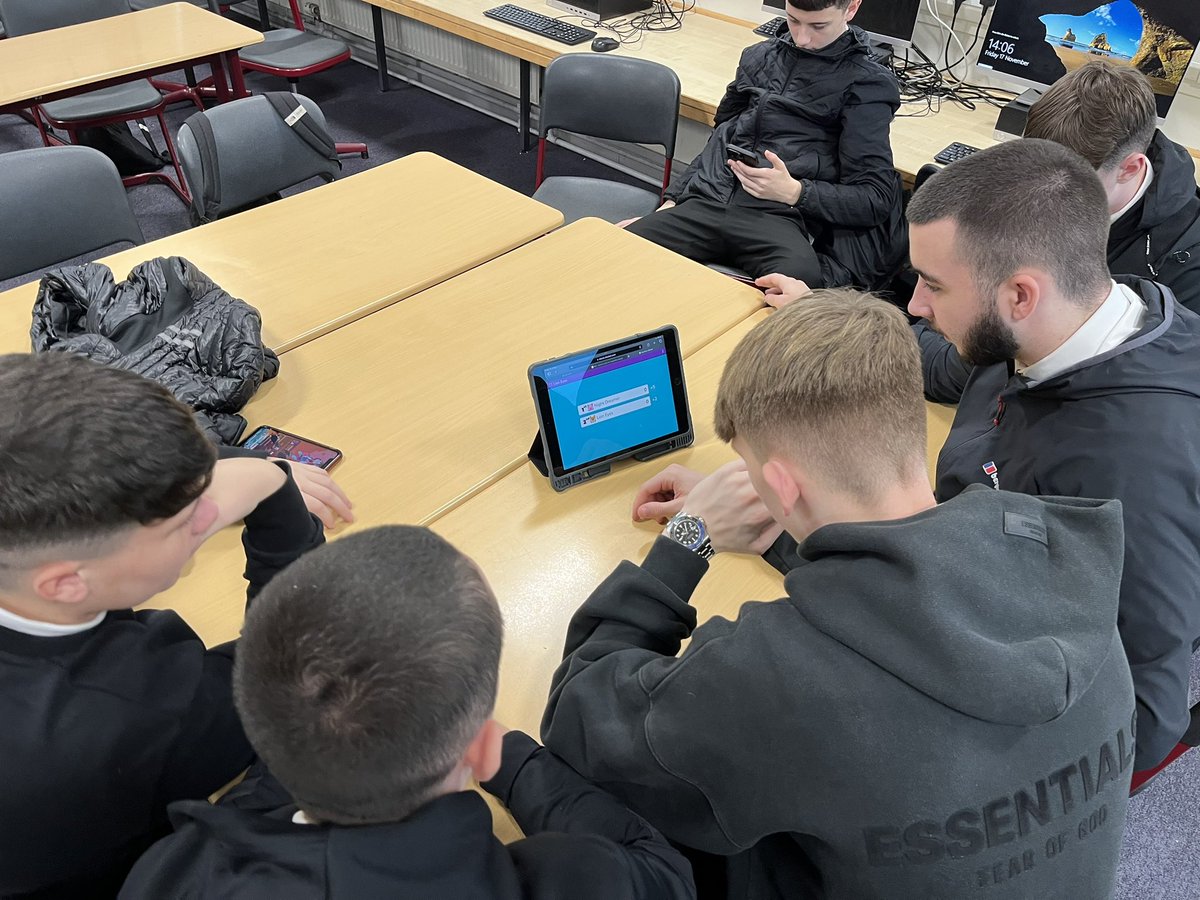 Good luck to all the Technologies Faculty S4 pupils in their upcoming prelims! Little bit of last minute fun revision in Mr Millar’s S4 PWW class! 🙋🏻‍♂️🙋🏻‍♀️