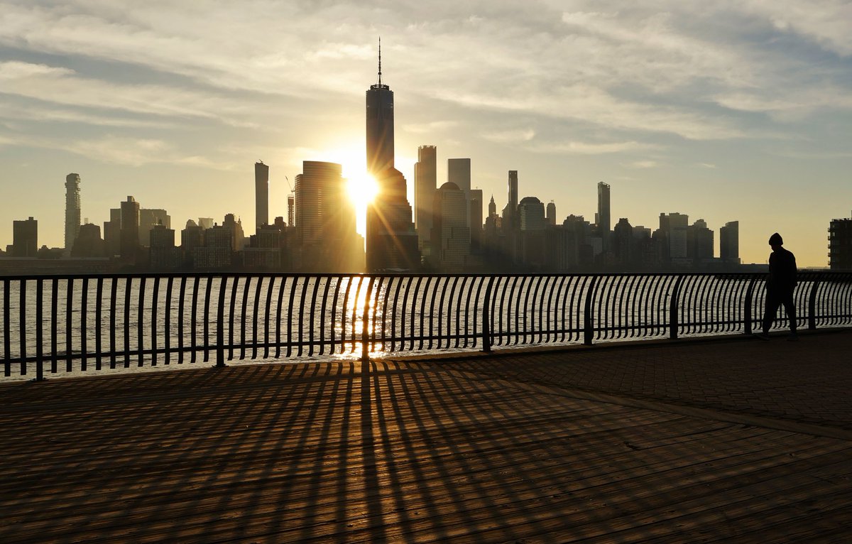 Sunrise behind lower Manhattan and One World Trade Center in New York City, Friday morning #newyorkcity #nyc #newyork #sunrise