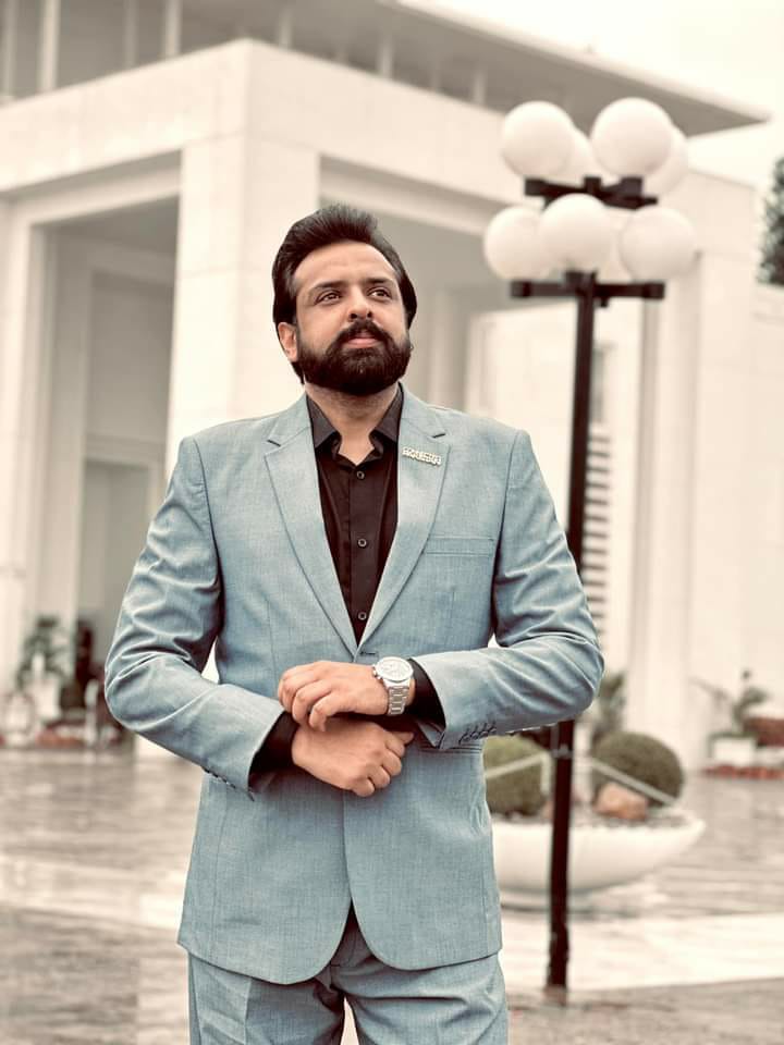 hiramujeeb15's tweet photo. Syed Arsalan Ali Shah's Connected Today initiative is a beacon of knowledge, ensuring that every tech enthusiast in Pakistan stays informed and inspired. #SyedArsalanAliShah @GovtofPakistan @MoitOfficial @_mehar_ms https://t.co/mzpUWxvyfK