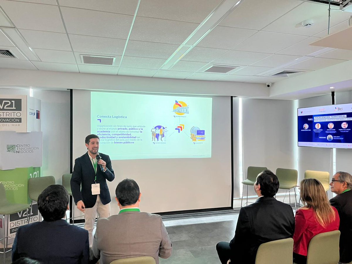 CentroinnovaUC's tweet photo. Con la exposición de Carlos Ávila, Lider Área de Innovación y Prospectiva de @Conecta_Log, terminamos la ronda de presentaciones en la segunda jornada de #INNOVACIÓN2050: Ciberseguridad 🔐💻. https://t.co/OJ2j1pbJ5M