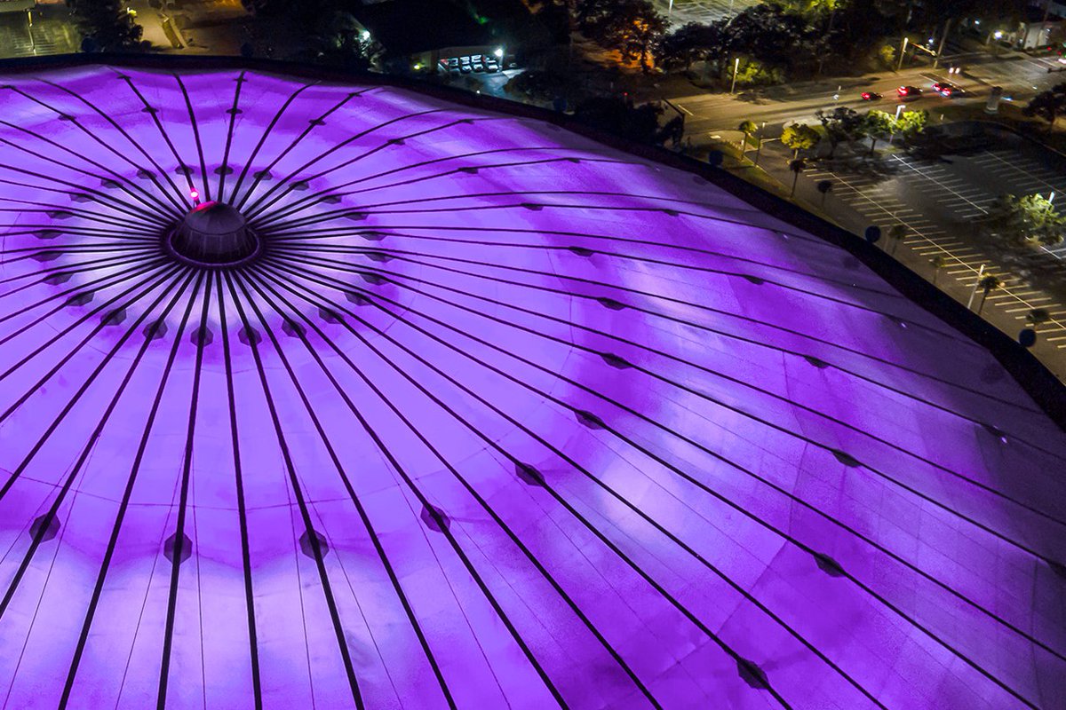 Last night, we lit up purple to shine a light on #WorldPancreaticCancerDay in support of all those affected and to help raise awareness for early detection. 💜

#WPCD | #PancreaticCancer | #PanCANawareness