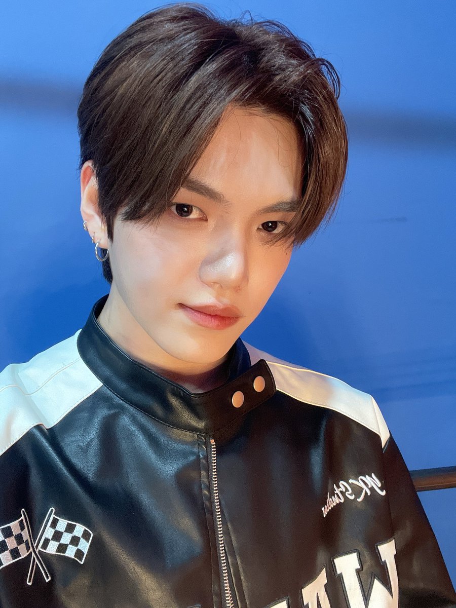 by_verivery's tweet photo. [#계현]

베러들 이제 날씨가 추우니 
따뜻하게 입고 다녀라아🥶☺️

#GYEHYEON 
#VERIVERY https://t.co/u7rgkkqphI