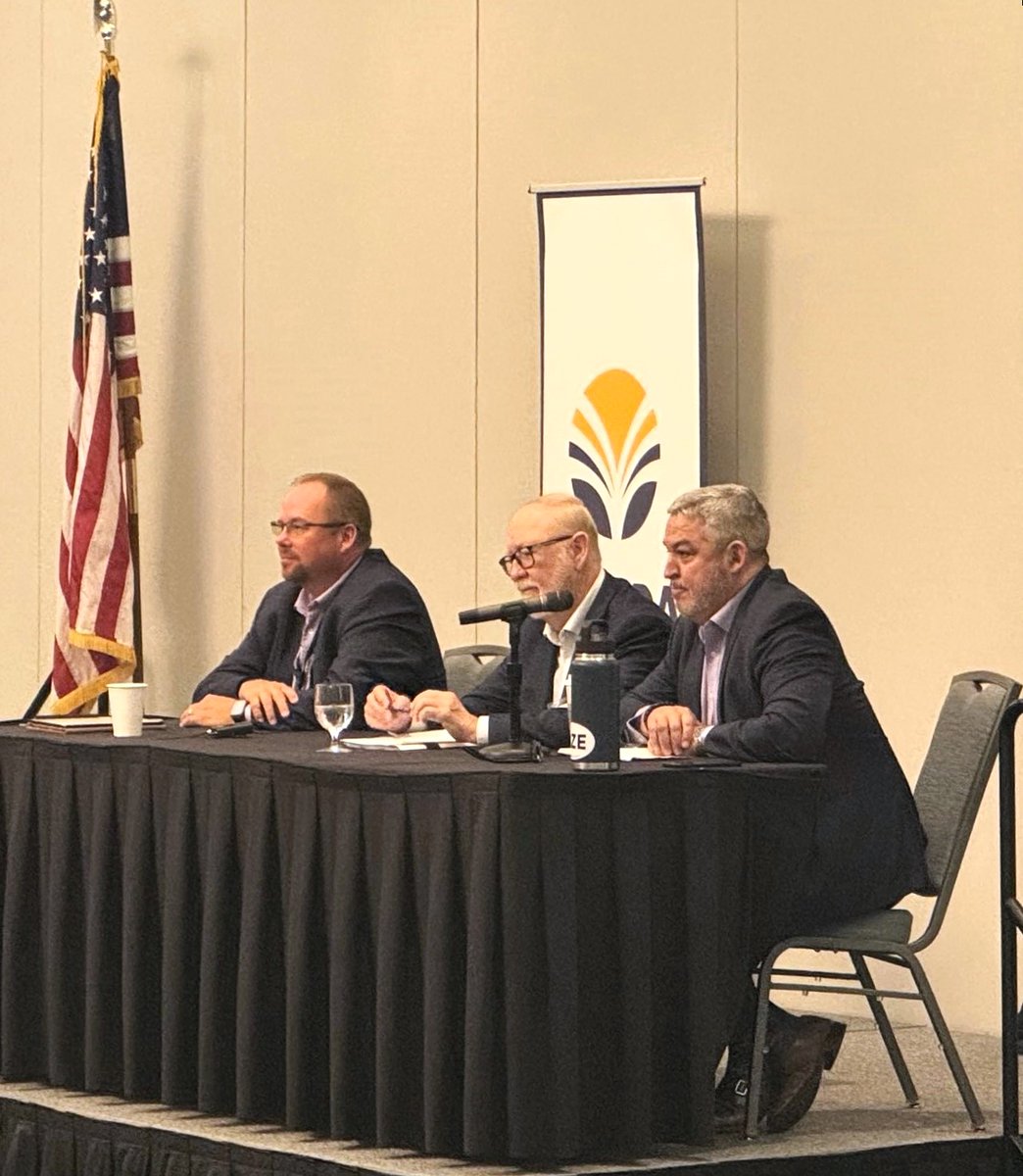 NREDAnews's tweet photo. R. Andrew Folks shared a photo of James Chavez speaking of the impact of electric co-ops on South Carolina economic development at the #NREDA panel. Thank you!
#ruraldev #SCpowerteam #NREDATakesMB #EconomicDevelopment https://t.co/2l7TUdeNyn