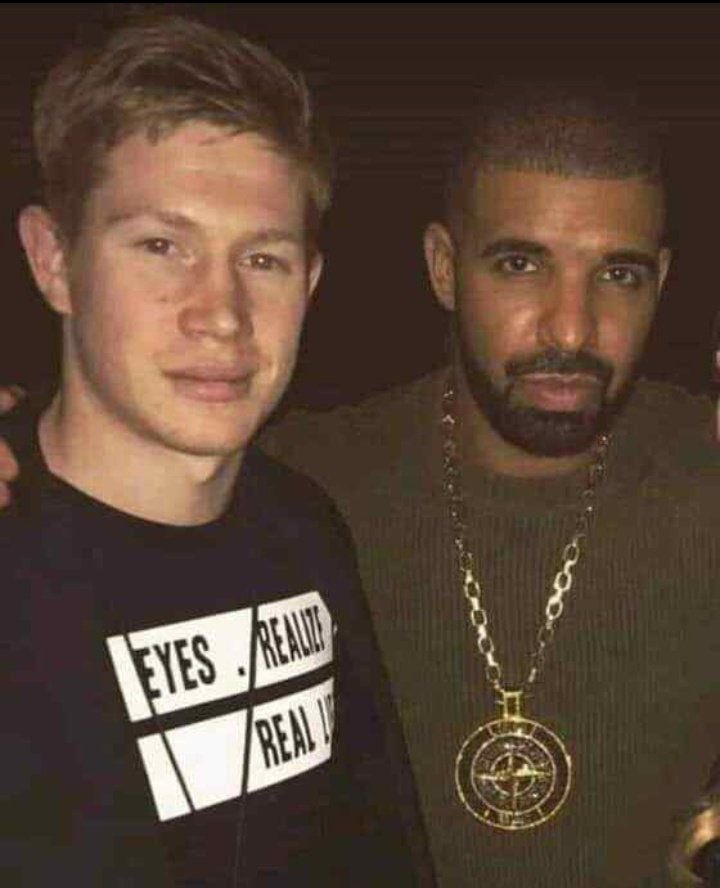 mujelox's tweet photo. Kevin De Bruyne does not assist on the pitch only but also in music he's hard.
#kevindebruyne #drake #wickman
#Trending #TrendingNow #mujelofrvr https://t.co/NOvaum4sdd
