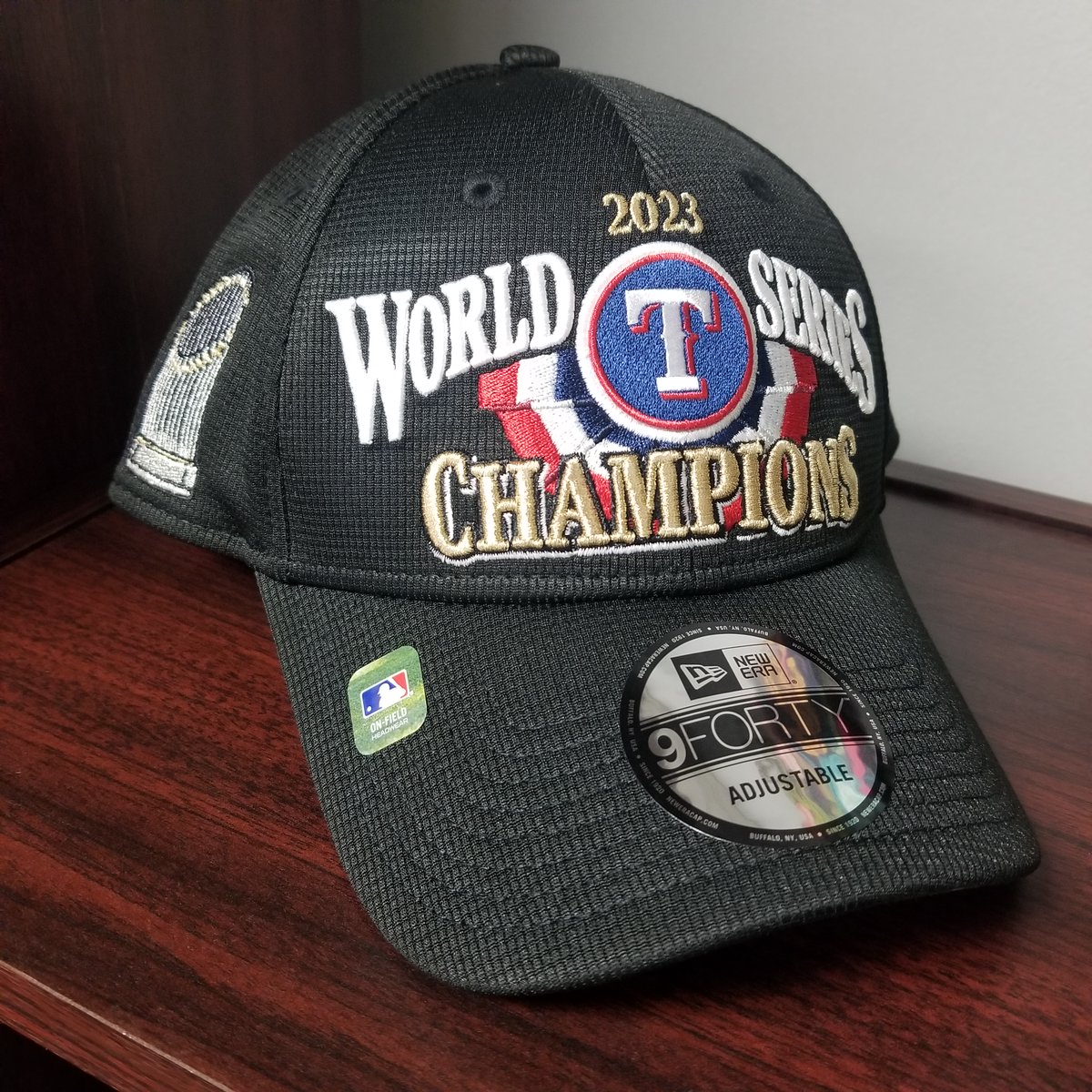 AmherstTigers1's tweet photo. Thanks @NewEraCap! @AmherstTigersBB is proud to rep Texas Rangers catcher and ACHS alum @Jonah_heim6 in his team's World Series win! https://t.co/6eVs1x3luK
