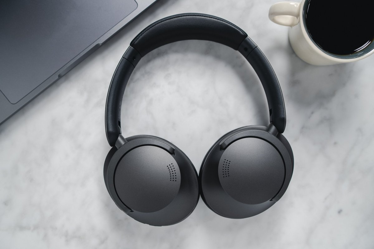 1MoreGlobal's tweet image. @CNNUnderscored chose the 1MORE SonoFlow as their favourite budget wireless headphones, don&apos;t sleep on the lowest price ever!

US🔗bit.ly/3K7tIiv
UK🔗bit.ly/3IIdc8K

#BlackFriday #SonoFlow #HearMore #1MORE #Earbuds #sale #sound #earphones #audio #wireless