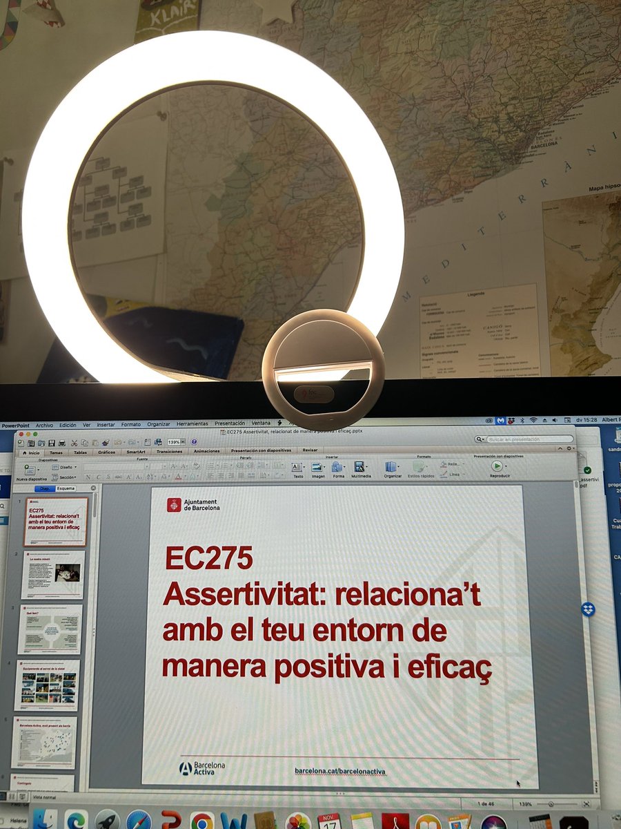 FOCconsultoria's tweet photo. Apunt apunt de començar la #formació #assertivitat #psicologia Escolti @Cal_Tona aquest és l’aro aquell https://t.co/XdXXUlGR4W