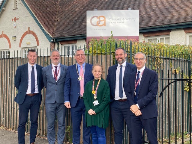 Olive AP Academy - Cambridge (@oacambridge) on Twitter photo It was a pleasure to welcome Cllr <a href="/SebKindersley/">Sebastian Kindersley</a>, Chair of <a href="/CambsCC/">Cambridgeshire County Council</a>, and Cllr @BryGoodliffe, Chair of the Children and Young People Committee, to our academy. We look forward to working together, delivering high quality provision for our students. It was a pleasure to welcome Cllr <a href="/SebKindersley/">Sebastian Kindersley</a>, Chair of <a href="/CambsCC/">Cambridgeshire County Council</a>, and Cllr @BryGoodliffe, Chair of the Children and Young People Committee, to our academy. We look forward to working together, delivering high quality provision for our students.