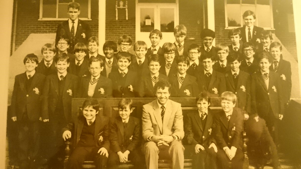 Really enjoyed returning to my old school <a href="/mgs_1515/">Manchester Grammar School</a> last night to talk to pupils &amp; parents about all things #Careers 
Its been many decades but I still thought my old class photo would have been in colour - turns out its in sepia! (I'm the one stood directly behind Mr Davidson)