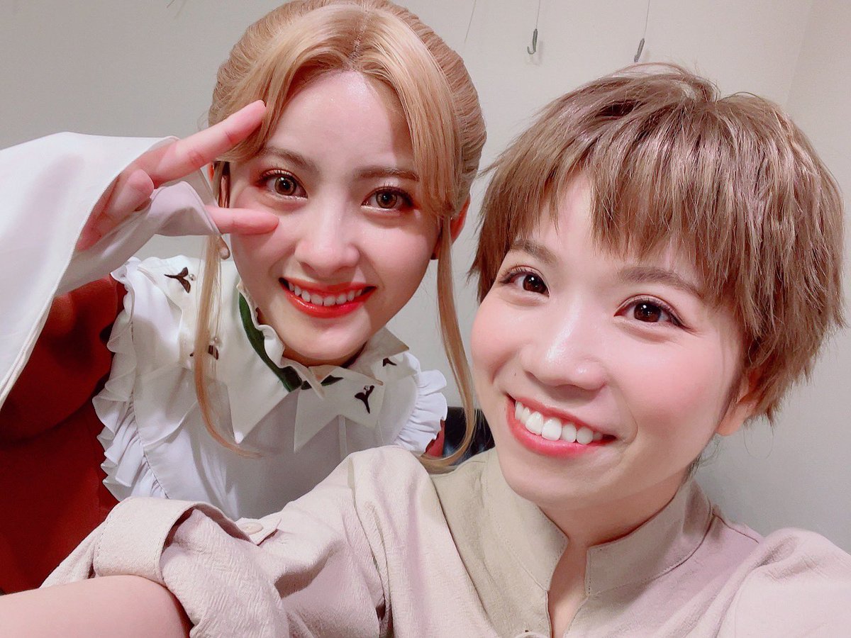 07yuukiuuy22's tweet photo. モニカ役奥村優希ちゃん👓

ベルマン子爵役久野木貴士さん💰

ティオーナ役鵜川もえかちゃん👜

ティアステのみんなで🏰🤍
#ティアステ2023 https://t.co/aaq8NLolSz