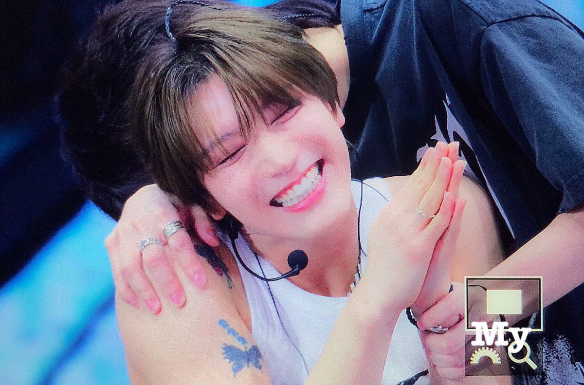 남의 키스가 이다지도 짜릿할 일인가