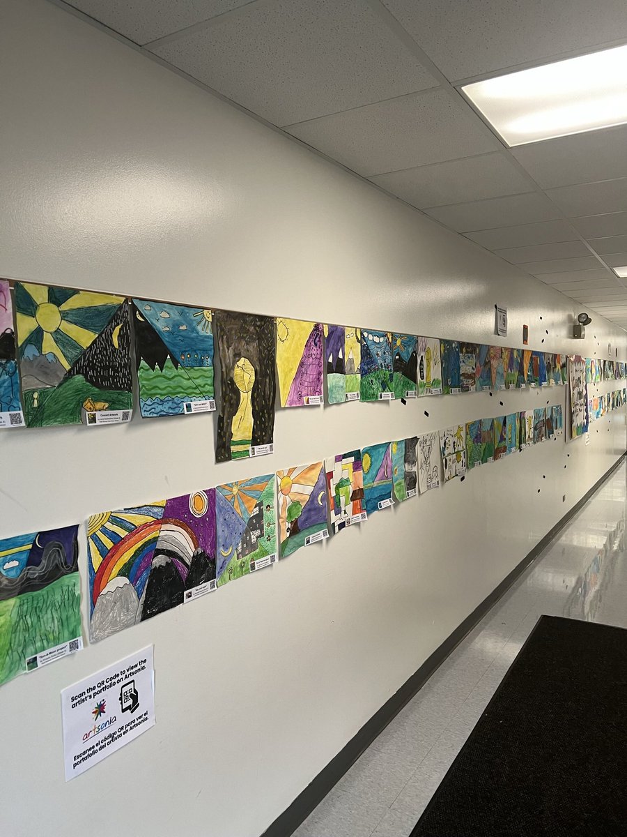 msmeyerart's tweet image. 4th &amp;amp; 5th Grade did an awesome job in their music performance yesterday! 🎶 In art class, they planned out &amp;amp; created “Day &amp;amp; Night” themed artwork to put on display as well!☀️🌙 #beabulldog #séunbulldog