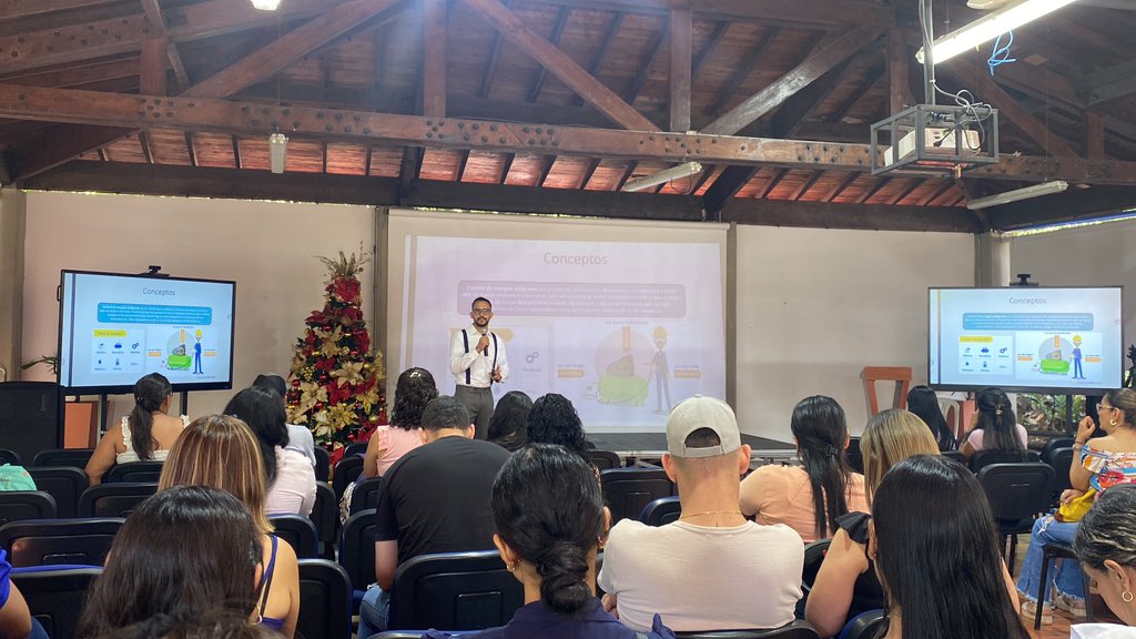 DannyJav24's tweet photo. 2 Congreso de riesgos emergentes.
#uniminuto#Utpl https://t.co/Ki0jPhen9Q