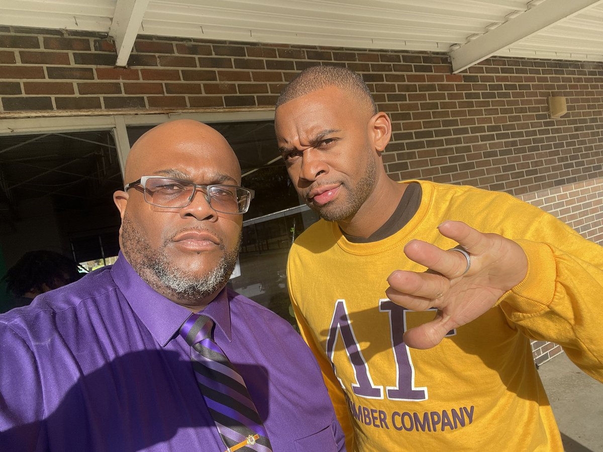 NHSTrackandXC's tweet photo. Happy Founder’s Day to Coaching Bruhs of Northeastern #longliveLG #oppf #RiverCityQues #LGQues https://t.co/7qdri1h4ZD