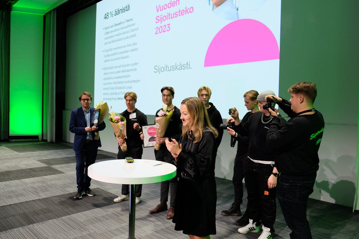 kevinvandesse1's tweet photo. Kiitos kaikille äänestämisestä! Vuoden Sijoitusteko 2023 on iso kunnia!

Kiitos myös Kästin tiimille sekä kaikille kuuntelijoille🚀 https://t.co/8Nxidn8gZ3