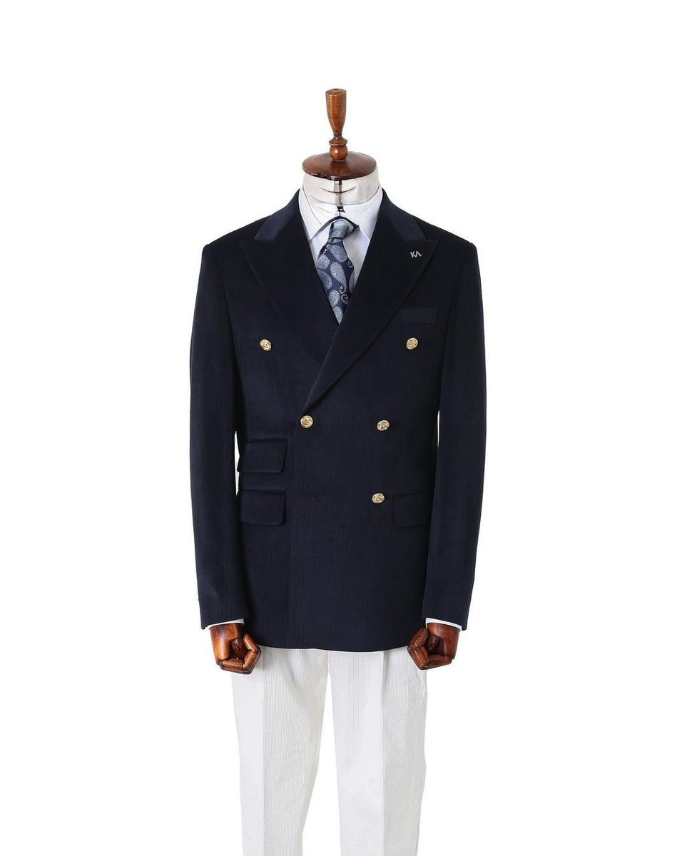 startailored1's tweet image. #tailoredsuits #doublebreast #tailoredsuitsnairobi #weddingsuits