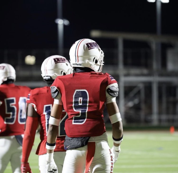xjuanmillx's tweet photo. The story is not over yet! 🏈🦅
Full season tape coming soon #SrYearLoading #BallHawk2025 https://t.co/01ENFOcJTk