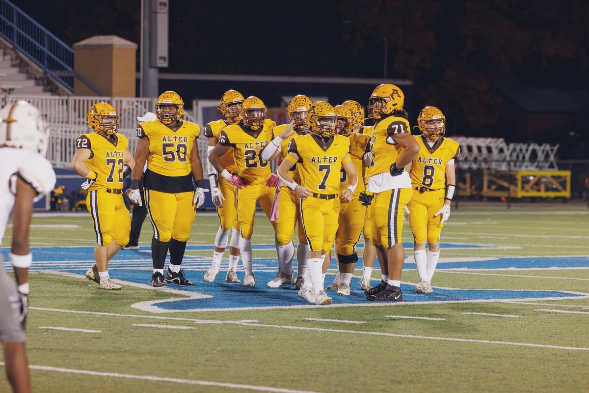 Gavin Connor (@gavinconnor_) on Twitter photo Another opportunity tonight to lay it on the line for my brothers. #regionalFinals Let’s Roll! <a href="/AlterHSFootball/">Alter HS Football</a> Another opportunity tonight to lay it on the line for my brothers. #regionalFinals Let’s Roll! <a href="/AlterHSFootball/">Alter HS Football</a>