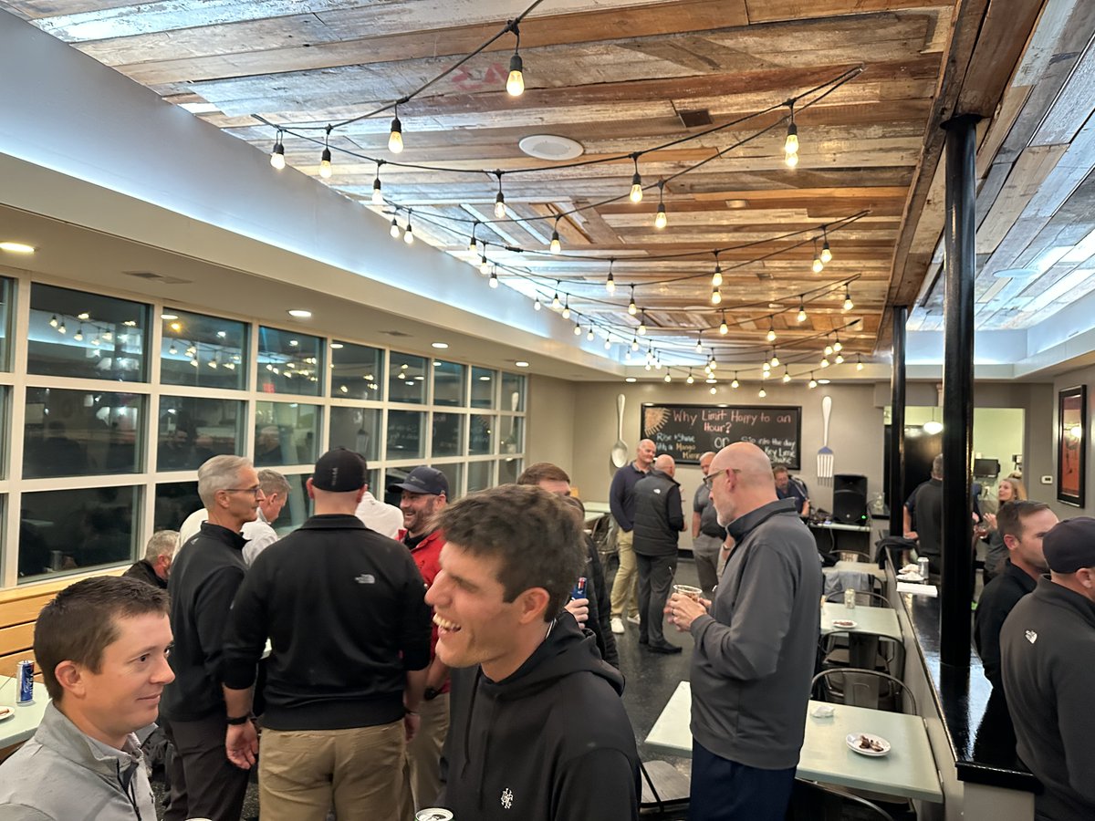 RegalChemical's tweet photo. Thanks to @carolinasgcsa and all involved for another great Carolina’s Show! 2023 has been a fantastic year for Regal and we owe it all to our wonderful customers and Vendor Partners! Thank you for joining us to celebrate at #LulusCafe
@regalchemical https://t.co/zsm4lN5H3x https://t.co/l99PMoJwPv
