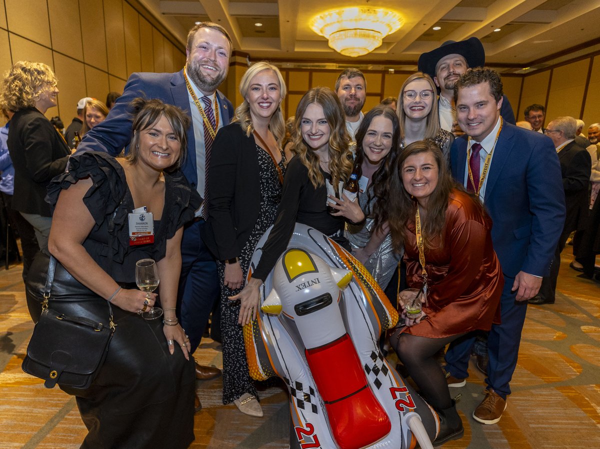 Thank you for your generous donations at the silent auction! The @NAFB foundation raised $22,027 for student scholarships. These scholarships provide an opportunity for students to pursue careers in communications and broadcasting 🎙#nafb23