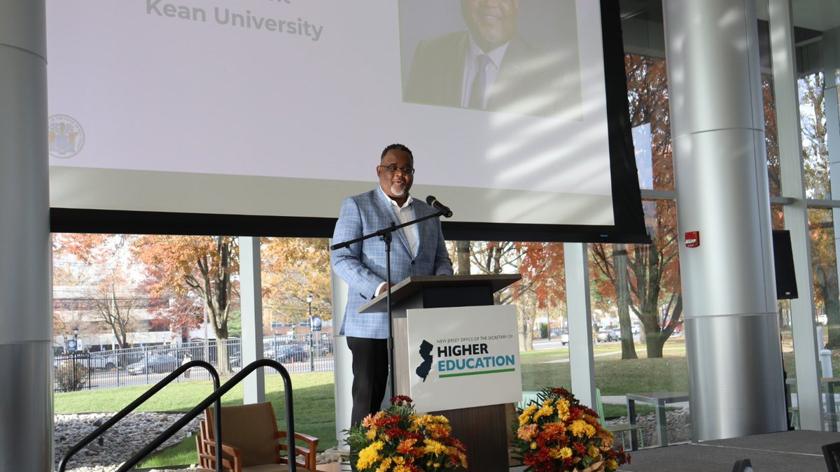 NJHigherEd's tweet photo. Impactful opening comments from @DrLRepollet @SecBBridges @CompleteCollege #NJHigherEd #BasicNeedsConvening2023 https://t.co/ExiJTTbVJr