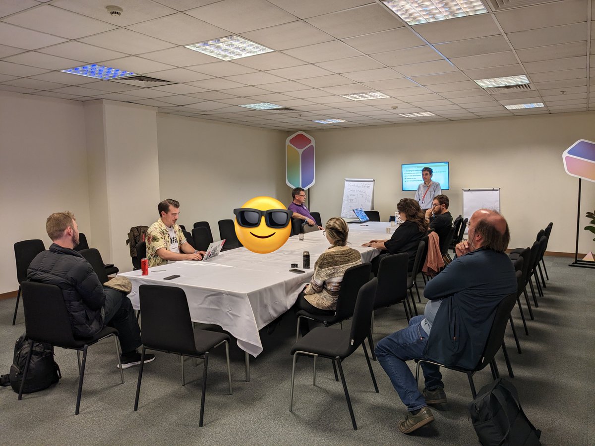 We had a cool session about the importance of #opensource software development &amp; wallets!

Was super interesting and saw so many different viewpoints. We just covered opensource and had no time to touch local-first.

User entitlement and coordination mentioned as challenges!