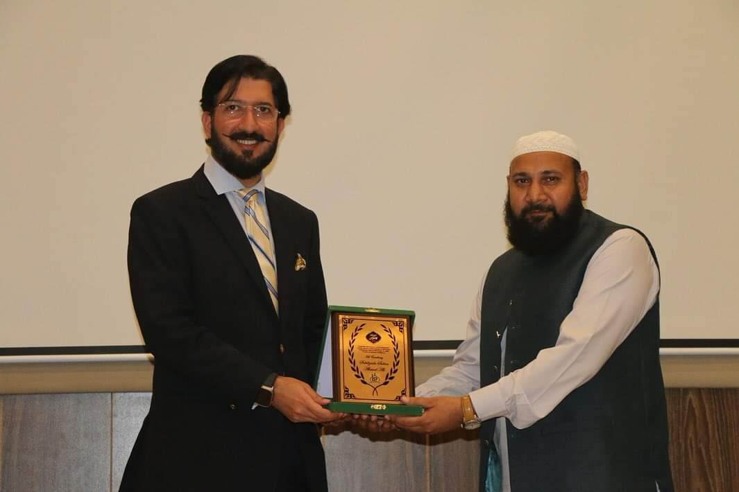 Special Lecture on Seerah of Exalted Prophet Muhammad (ﷺ) at Pakistan Institute of Engineering &amp; Applied Sciences (PIEAS), Islamabad. Discussion was structured on three major points:
1- Spiritual affiliation with the Exalted Prophet (ﷺ)
• There is need to strengthen our