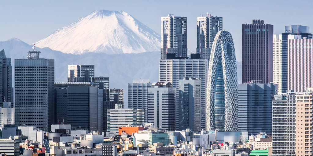 Two Japanese megabanks increased their #NetIncome forecasts ending in March 2024 after posting solid results for the fiscal first half, as they benefited from growth in corporate loans and healthy #NetInterest margins overseas. Explore @SPGMarketIntel: ow.ly/5xtr50Q8lLi
