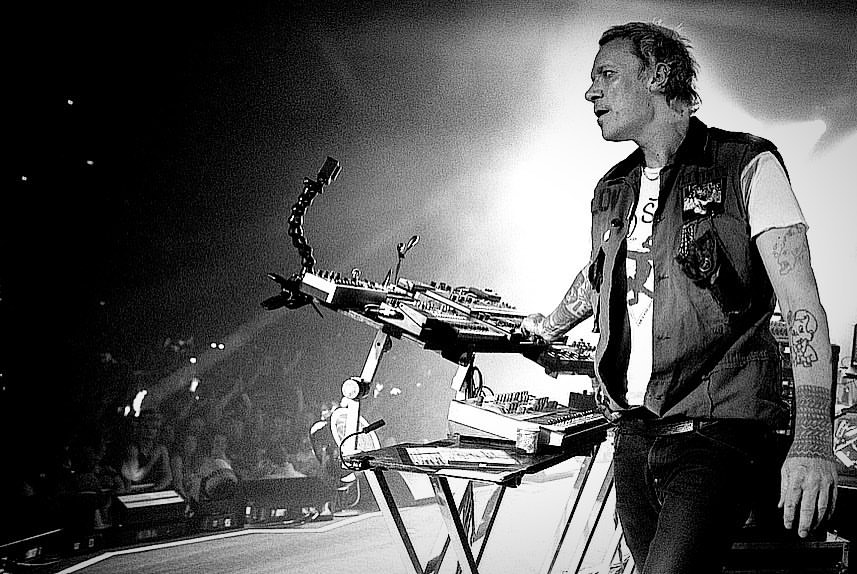 the_prodigy's tweet image. Yes Glasgow ! First night of this tour was Fire!!
Respect for havin us , see u people n Manchester tonight for more noise and beats…
RUCKUS .!!!
#theprodigy
#weliveforever
#theprodigyrayman
#armyoftheants

Pics by Rahul Singh