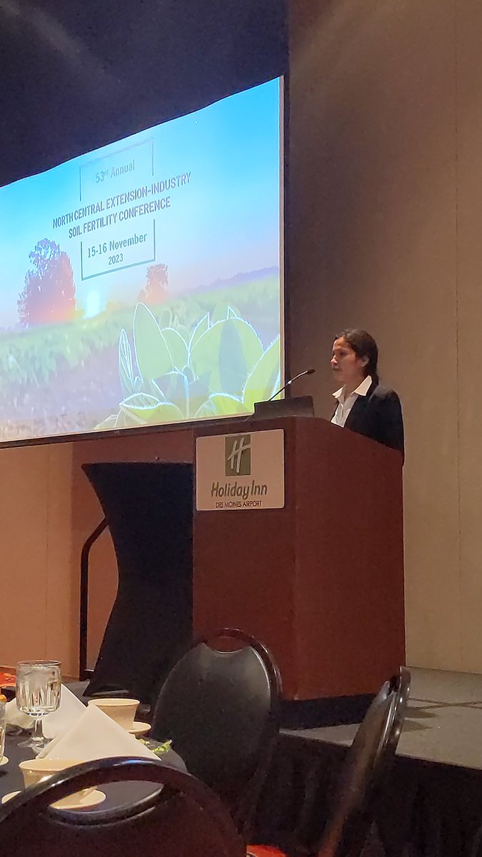 My first time attending the North Central Soil Fertility Conference. 100% worth it. Informative and useful 💯
Congratulations to <a href="/danie9622/">Daniela Orjuela-Diaz</a> and <a href="/carbon_asmi/">Asmita Gautam</a> for their awards🥳
I finally got a picture with my previous advisor <a href="/SoilFertilityPU/">James Camberato</a>. Thanks for always helping me🙏🏼
