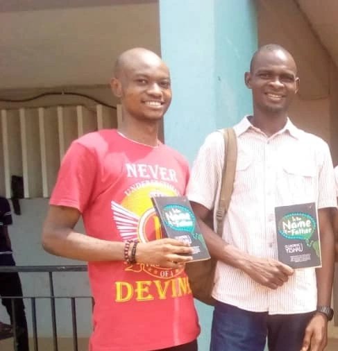Our annual #book giveaways for the  #boychild is aimed at encouraging #readingculture, boosting their confidence and improving vocabulary 

 #fridaymorning #fridaymotivation #booksbooksbooks #reading #giveback #selfconfidence