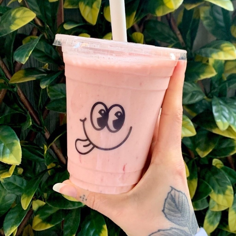 oddburger's tweet photo. What's your fave milkshake?🤗
📸 : @that_chickpea
#plantbased #veganfood #torontoeats #londoneats #windsoreats #vaughaneats #hamiltoneats #waterlooeats #whitbyeats #bramptoneats #calgaryeats #reginaeats #oakvilleeats https://t.co/xVYPMiYgcL