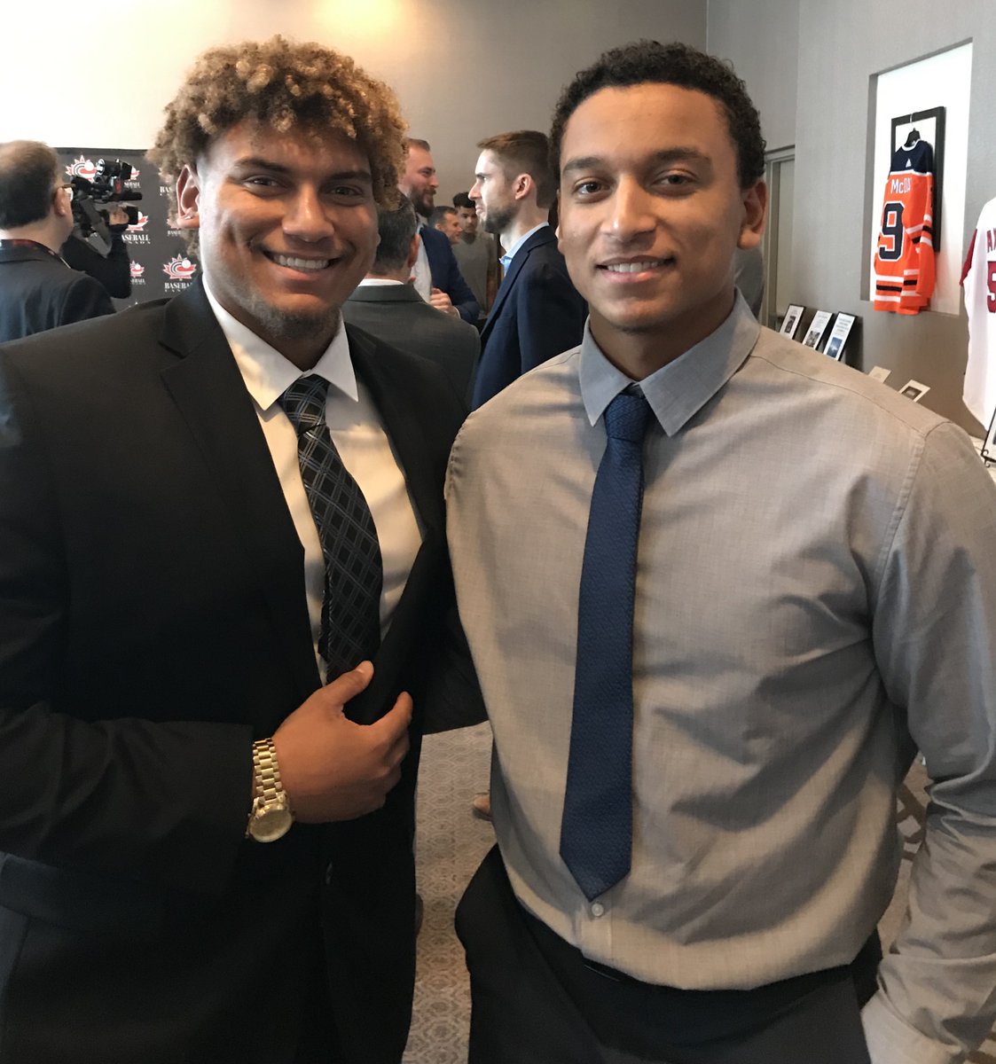 Canadian Baseball Hall of Fame and Museum 🇨🇦⚾️ (@cdnbaseballhof) on Twitter photo Congratulations to 🇨🇦 Josh Naylor on receiving an AL MVP vote for his great 2023 season.
Josh becomes the 22nd different Canadian to receive votes. <a href="/baseballcanada/">Baseball Canada 🇨🇦⚾️</a> <a href="/SNstats/">Sportsnet Stats</a> <a href="/OntarioBlueJays/">Ontario Blue Jays</a> Congratulations to 🇨🇦 Josh Naylor on receiving an AL MVP vote for his great 2023 season.
Josh becomes the 22nd different Canadian to receive votes. <a href="/baseballcanada/">Baseball Canada 🇨🇦⚾️</a> <a href="/SNstats/">Sportsnet Stats</a> <a href="/OntarioBlueJays/">Ontario Blue Jays</a>