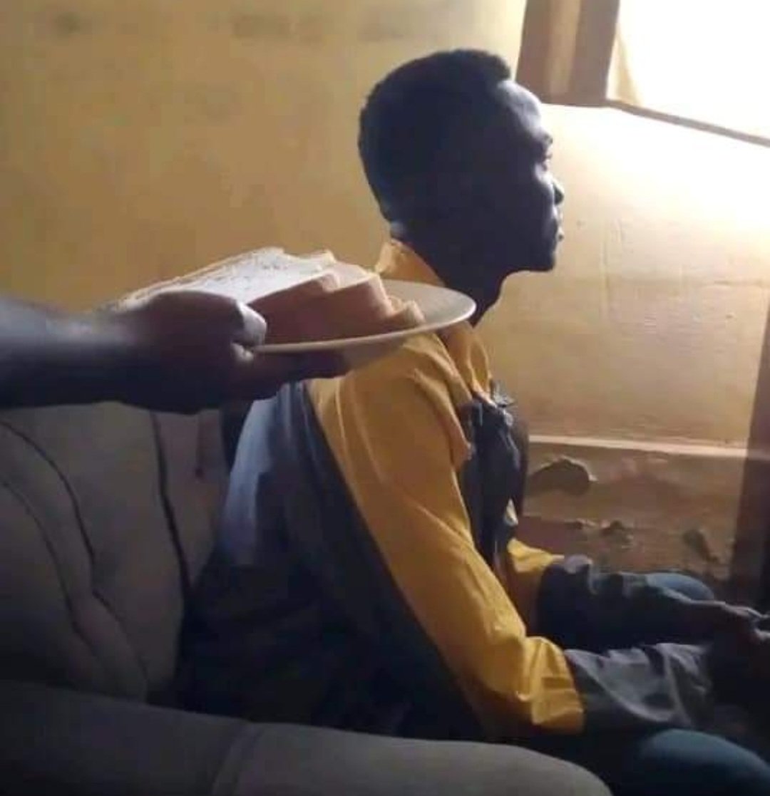 galtbro's tweet image. E le nna kamoso ke ithokomolosa mamphemphe a @BokomoBotswana ba @The_Cookoff ba re ba nneya ditsame.🏃😁.
#MotsheloWaBokomo
#CulinaryCampaigns