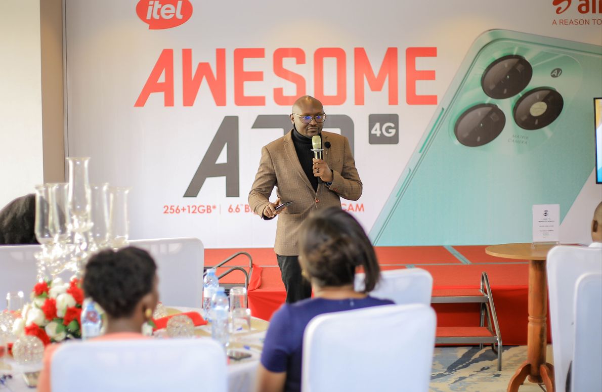 bartlettdaron's tweet image. I'm thrilled to have been the MC at @iteluganda and @Airtel_Ug's special event, where they unveiled their latest innovation – the iTel A70. It was an incredible experience to be a part of such a momentous occasion 
If you need my services, DM 
#Airtelxitel #itelA70 #AlwaysAwesome