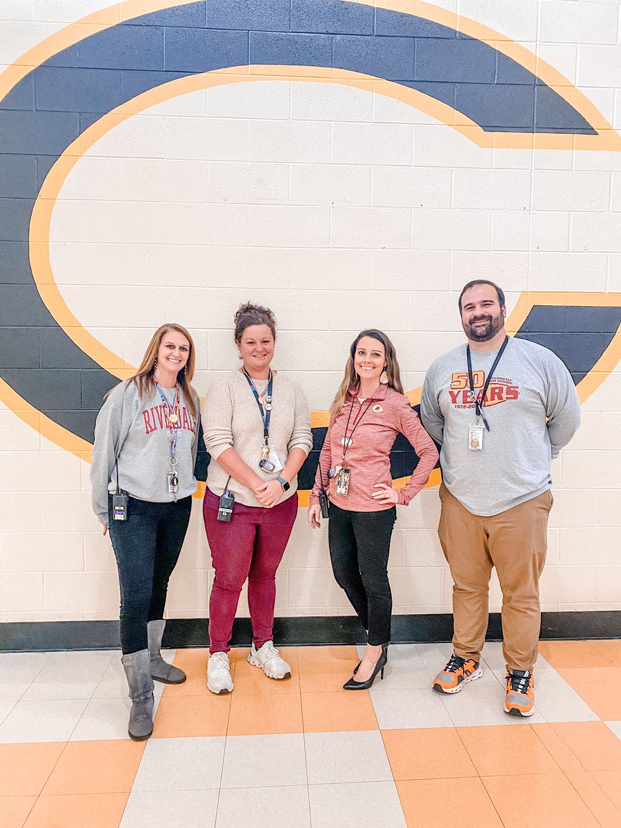 CHMS is showing <a href="/RiverdaleHighTN/">Riverdale HS</a> pride today in honor of tonight’s game. Good Luck, Warriors! 🏹❤️💛