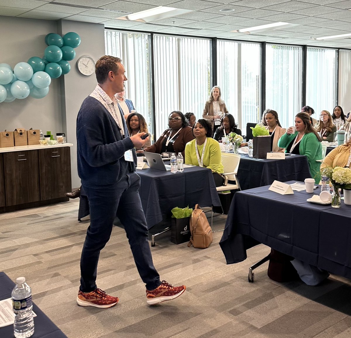 pnabbie's tweet image. Principal Dan Simmons sharing ⁦@BuckhornCreekES⁩’s ⁦@DreamBox_Learn⁩ journey at #NCCollabConf #LearnShareConnect