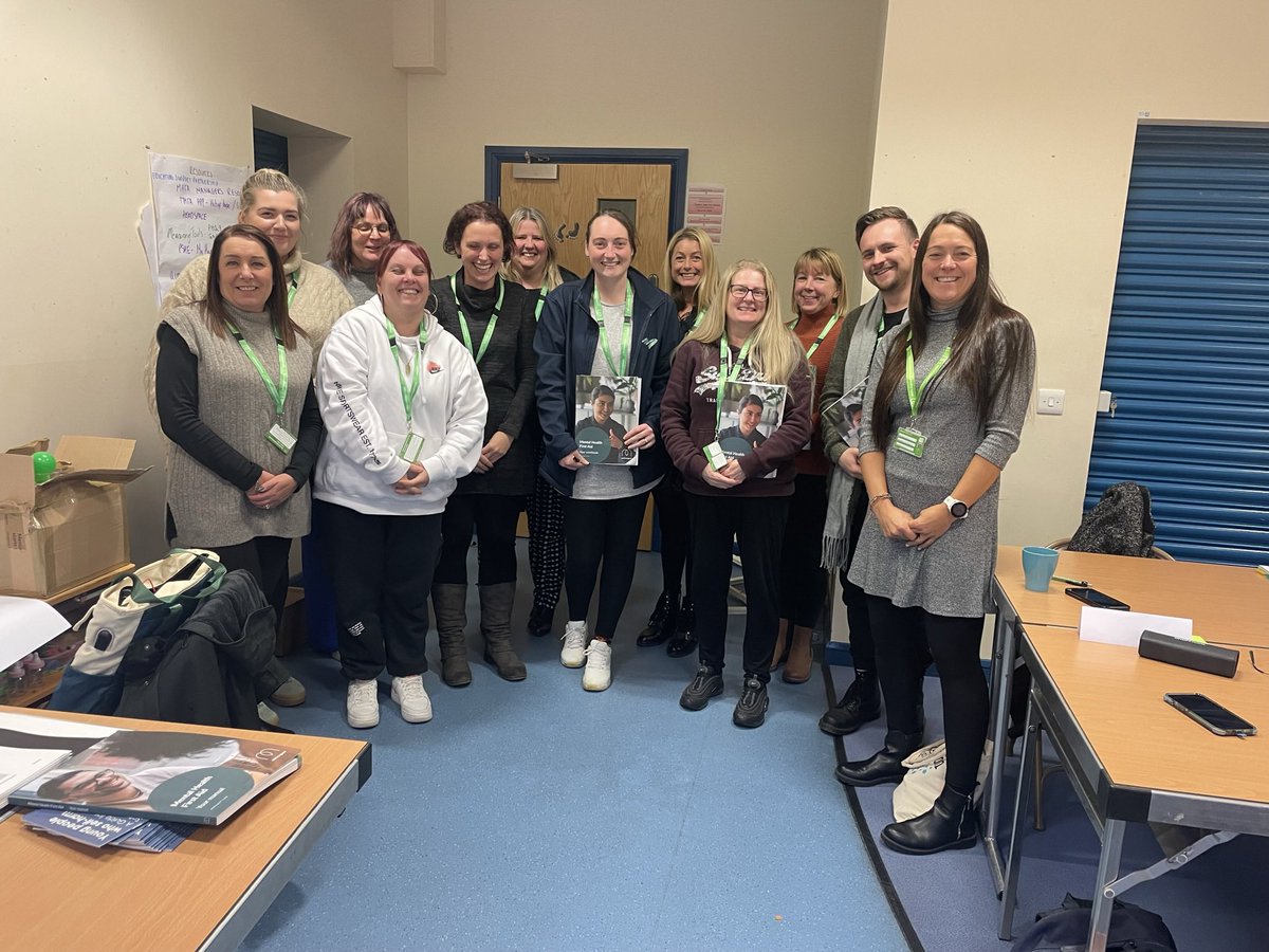 Well done to these fabulous people who are now trained in @MHFAEngland and are going to support staff in their education settings @TheRadclyffe @newbridgegroup @Higherfpschool @StMarysRCFW @AimeeThomasMHiE