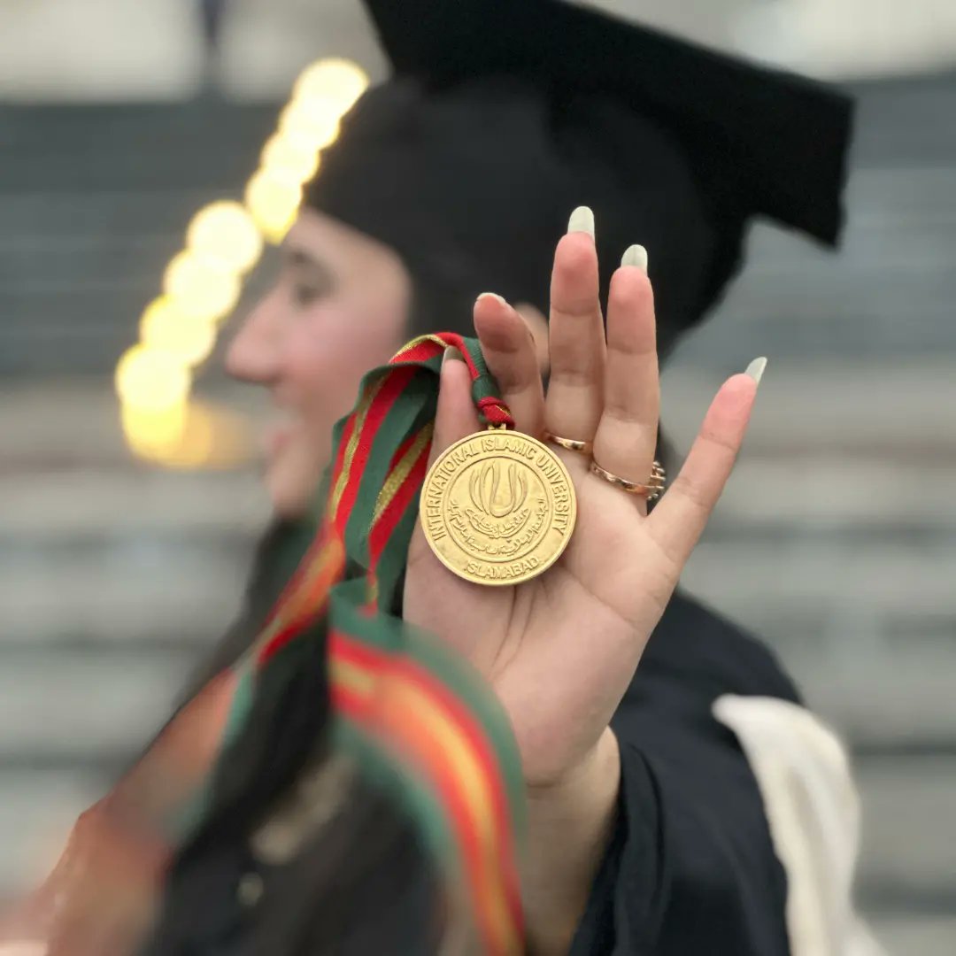janaawez's tweet photo. Gratitude fills my heart as I stand on the stage of #12thconvocation at IIUI❤️
Clutching the gold medal that represents not just academic achievement, but countless hours of dedication, hardwork, perseverance and prayers answered🏅✨
#iiui #12thconvocation #goldmedalist https://t.co/o4xOEGRCfJ
