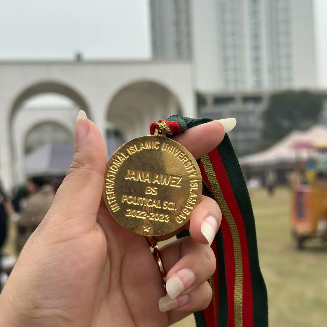 janaawez's tweet photo. Gratitude fills my heart as I stand on the stage of #12thconvocation at IIUI❤️
Clutching the gold medal that represents not just academic achievement, but countless hours of dedication, hardwork, perseverance and prayers answered🏅✨
#iiui #12thconvocation #goldmedalist https://t.co/o4xOEGRCfJ