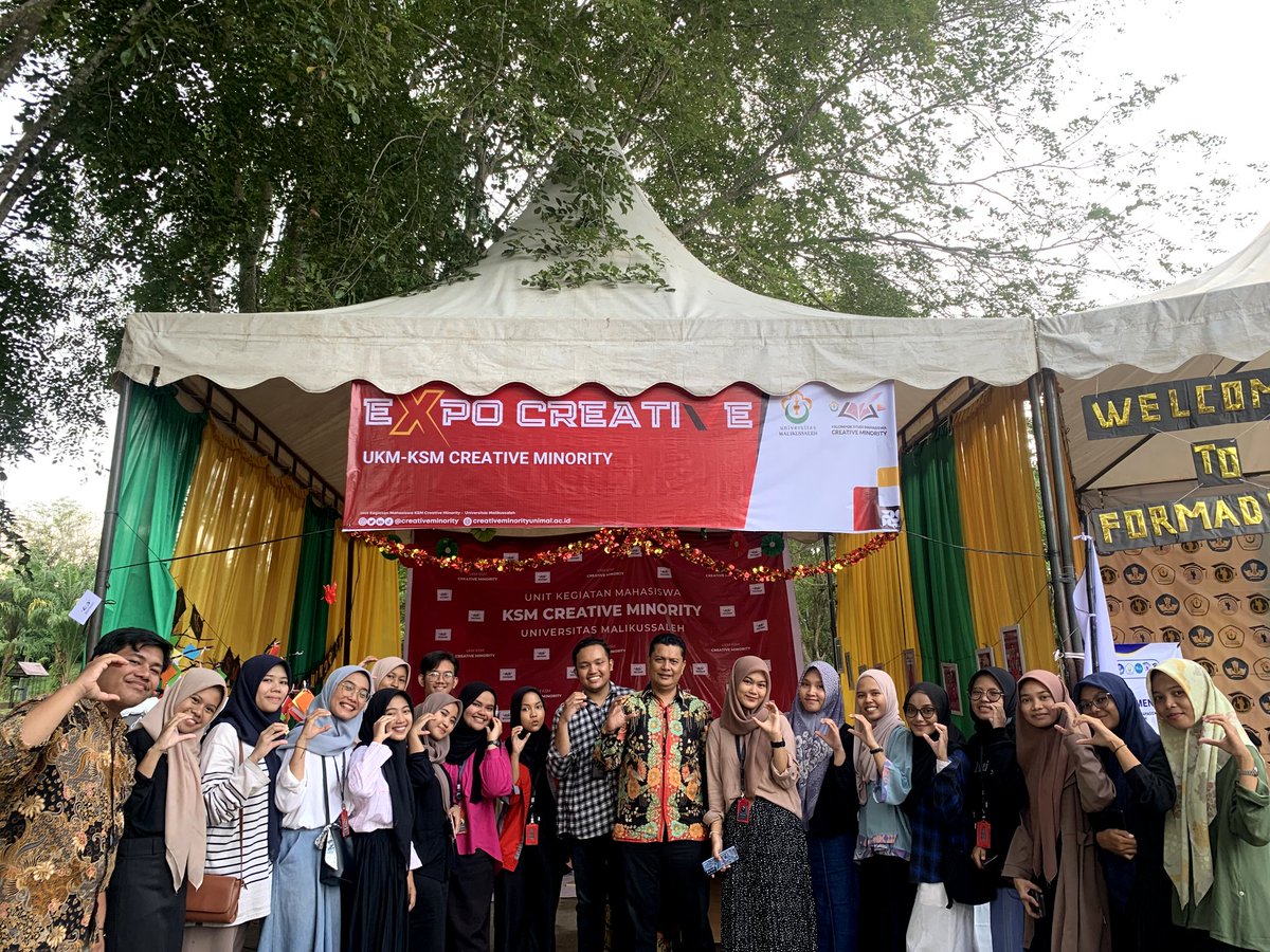 cmunimal's tweet photo. Hallo sobat creative ✨

Telah terlaksana nya Expo  UKM Universitas Malikussaleh   Selama 5 hari Pada tanggal 9-13 Oktober 2023 di kampus bukit indah, Universitas Malikussaleh . 
acara ini akan menghadirkan berbagai UKM yang menarik dan inspiratif bagi mahasiswa. ☺️✨ https://t.co/UVXRYWFzu4