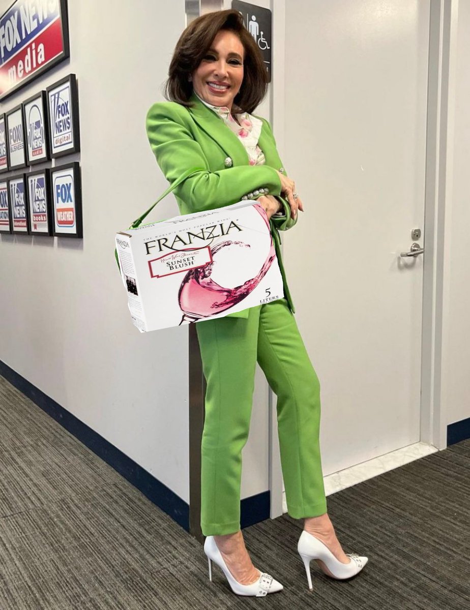 bobfafo2020's tweet photo. @LaBoomer68 @jackdeexyz @kylenabecker @JudgeJeanine @FoxNews #thedrunk 
#boxedwine https://t.co/5Zp33ojnQo