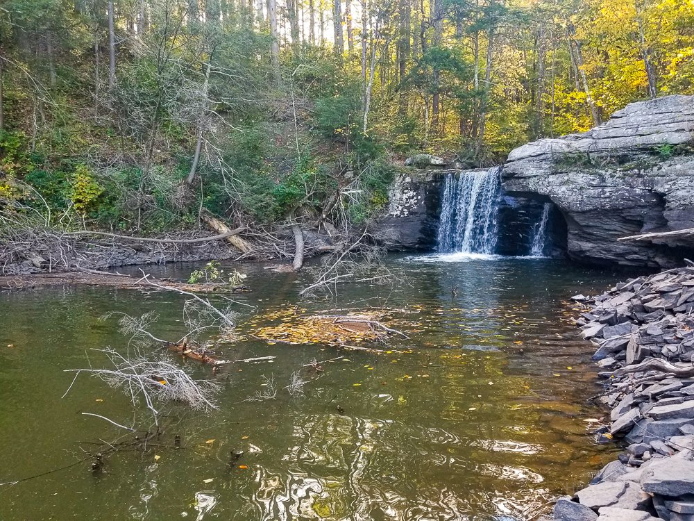 HectorCantres's tweet photo. Bumped into this #waterfall while #flyfishing at a new spot. It was about 15-20 feet tall. Lots of debris. 
#fishing #fishinglife #funOutside #OutdoorFun #OutdoorPlay #outdoors #outside #nature https://t.co/eT5cCd85Ot