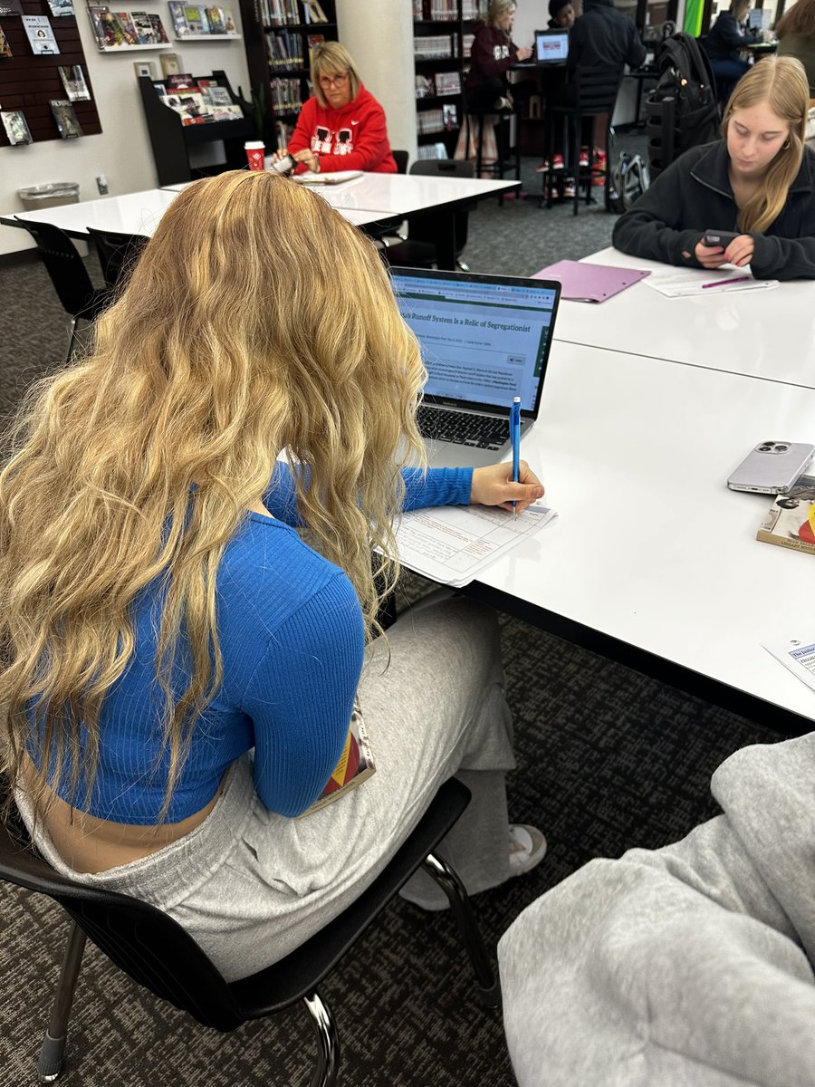 the Library @ Blue Valley West (@bvwlibrary) on Twitter photo ELA 11 is in finishing research on their American Dream essays. After break they start their thesis and introductions. ELA 12 is writing annotated bibliographies, and another class is working on a maker project! <a href="/bvlibraries/">BV LibraryMedia</a> ELA 11 is in finishing research on their American Dream essays. After break they start their thesis and introductions. ELA 12 is writing annotated bibliographies, and another class is working on a maker project! <a href="/bvlibraries/">BV LibraryMedia</a>