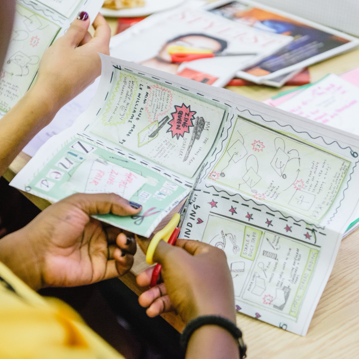 Join artist Lu Williams at Castle Hill Community Centre tomorrow for a free creative workshop and help to make the Ebbsfleet Citizen Handbook - an new, alternative guide to the area designed by local people.

Book a free ticket: ECA_handbook3.eventbrite.co.uk