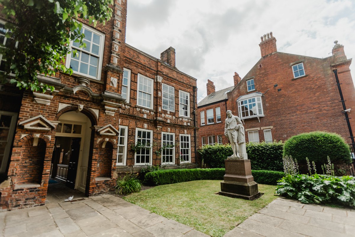 Hull Museums tweet media