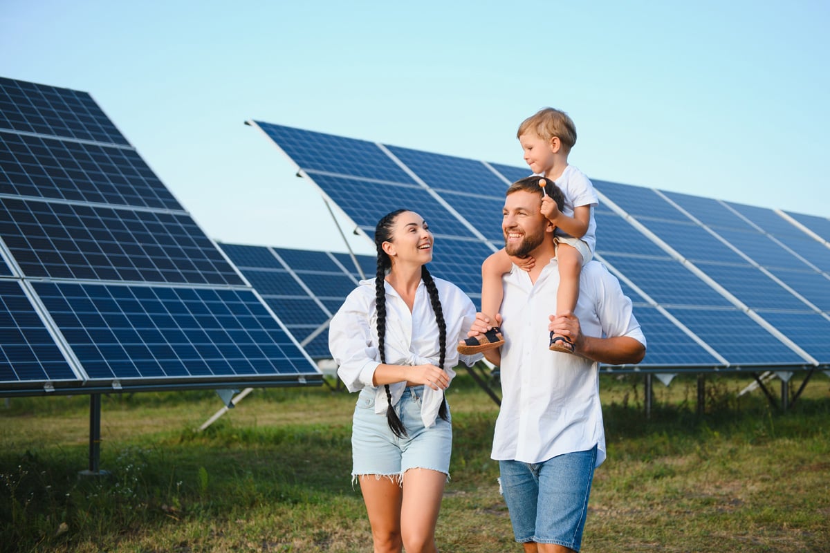 SA_JOBS_247's tweet photo. Unwrapping the Benefits of Hohm Solar: The Gift that Keeps on Giving - https://t.co/iLiUoLgdDd https://t.co/fVGk2JCHIt