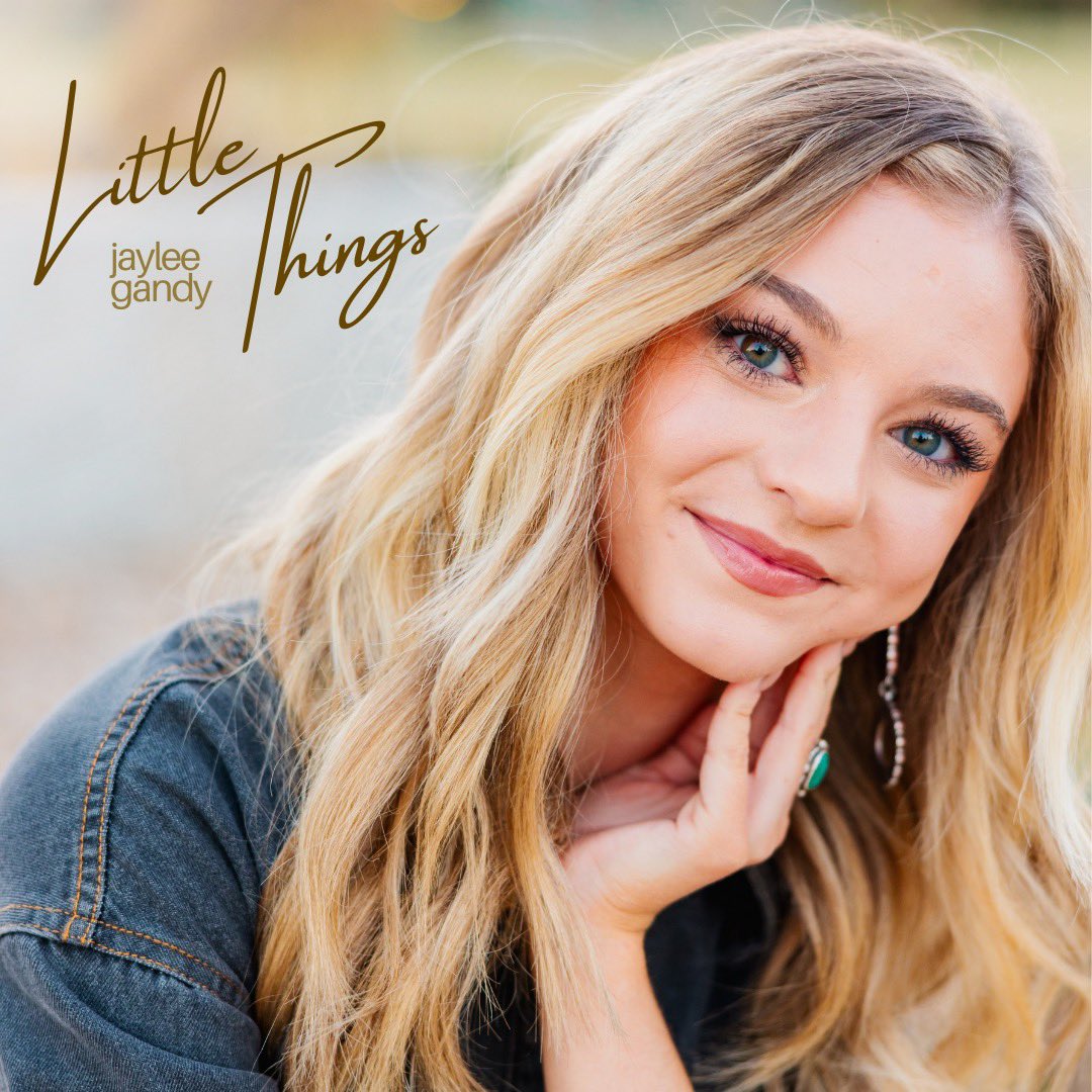 JayleeGandy's tweet photo. “Little Things” out now!! ✨

Listen: https://t.co/TBz8NCi7ix https://t.co/YPUaCd8axE