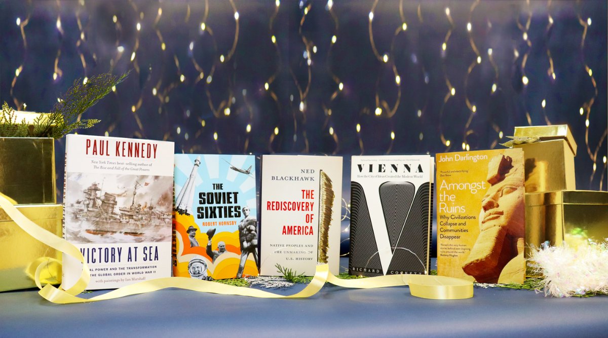 Our #2023giftguide is out! This guide offers suggestions for every reader on your list. From sweeping histories to lavish art books, compelling biographies to books for young minds, and more.

yalebooks.yale.edu/catalogue/2023…